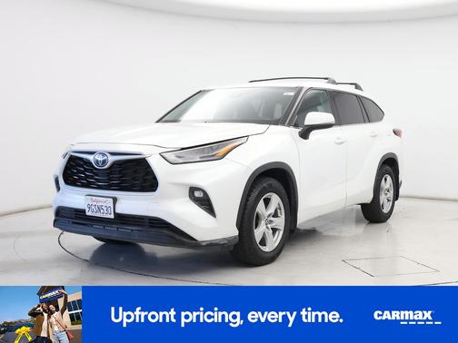 2022 Toyota Highlander LE