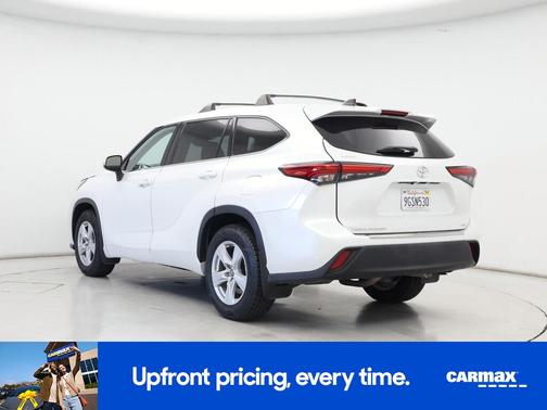 2022 Toyota Highlander LE