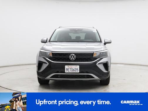 Silver 2023 Volkswagen Taos SE