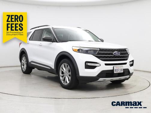 White 2020 Ford Explorer XLT