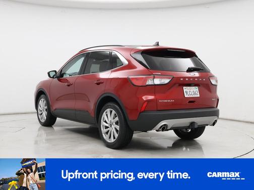 2022 Ford Escape Titanium