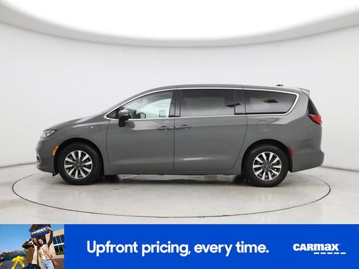 Gray 2023 Chrysler Pacifica Hybrid Touring L