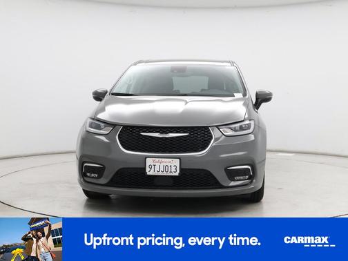 Gray 2023 Chrysler Pacifica Hybrid Touring L