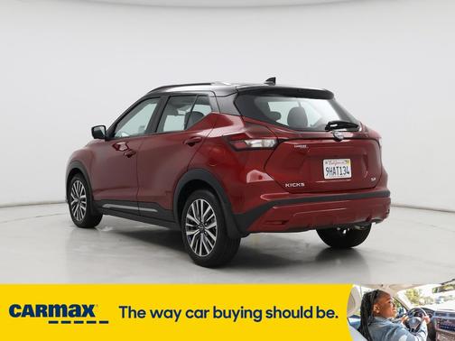 2023 Nissan Kicks SR