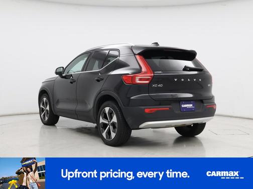 2025 Volvo XC40 B5 Plus Bright Theme