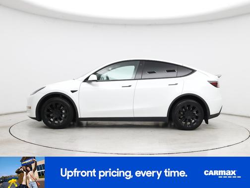 White 2022 Tesla Model Y Long Range
