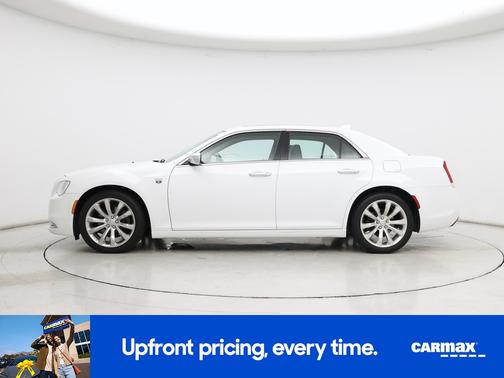 White 2019 Chrysler 300 C