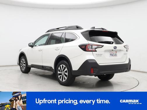White 2022 Subaru Outback Premium