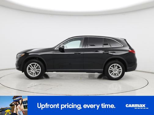 2023 Mercedes-Benz GLC 300 