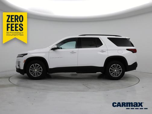 White 2023 Chevrolet Traverse LT Leather