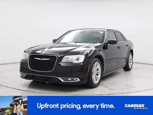 2017 Chrysler 300 Limited