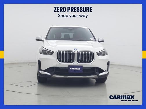 White 2023 BMW X1 XDrive28i