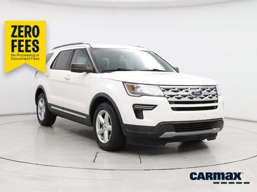 White 2019 Ford Explorer XLT