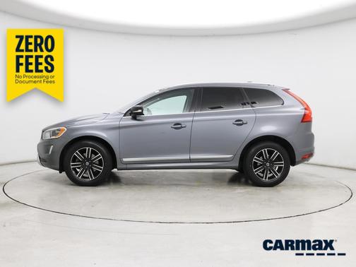 Blue 2017 Volvo XC60 T5 Dynamic