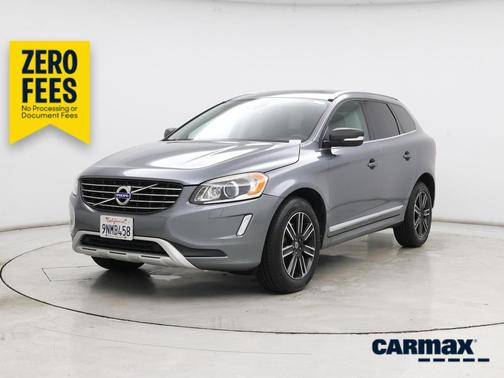 Blue 2017 Volvo XC60 T5 Dynamic