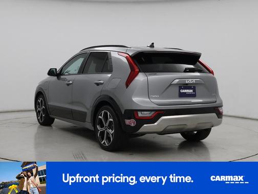 2023 Kia Niro Plug-In Hybrid SX Touring