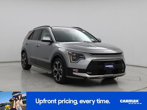 2023 Kia Niro Plug-In Hybrid SX Touring