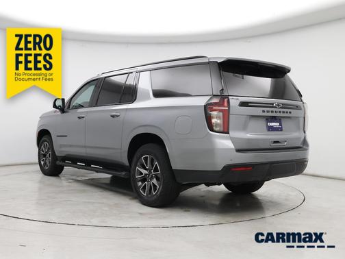 Gray 2024 Chevrolet Suburban Z71