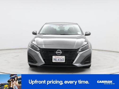 Gray 2023 Nissan Altima SV