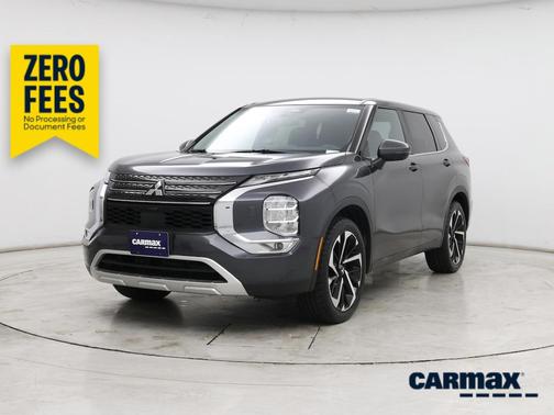 Gray 2024 Mitsubishi Outlander SE