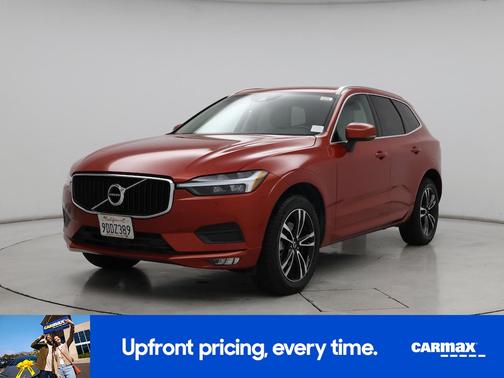 2021 Volvo XC60 T5 Momentum