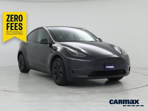 Gray 2025 Tesla Model Y Long Range