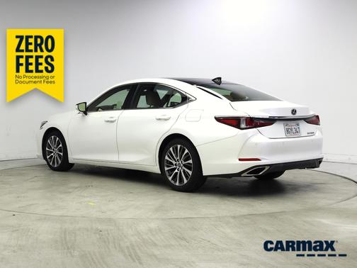 White 2019 Lexus ES 350 Luxury