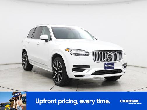 White 2022 Volvo XC90 Recharge Plug-In Hybrid T8 Inscription Expression