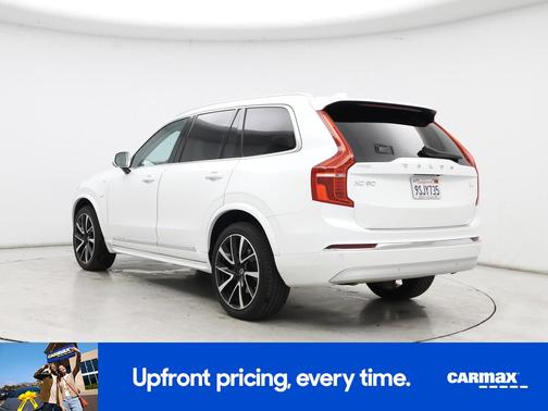 White 2022 Volvo XC90 Recharge Plug-In Hybrid T8 Inscription Expression