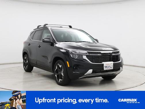Black 2024 Kia Seltos EX