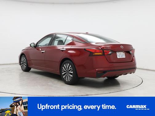 2024 Nissan Altima SV