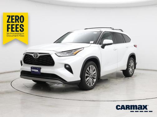 Pearl 2022 Toyota Highlander Platinum