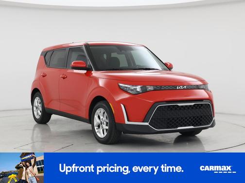 Red 2024 Kia Soul LX