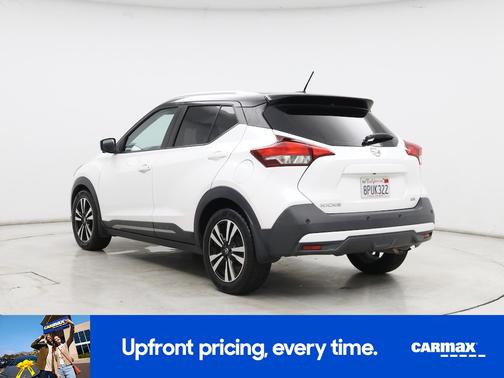 White 2020 Nissan Kicks SR