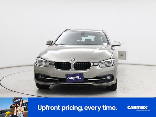 Gold 2017 BMW 330 XI