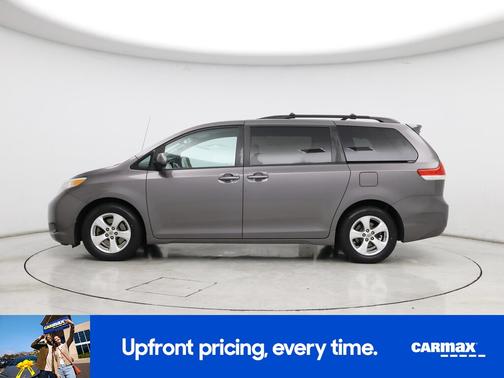 2014 Toyota Sienna LE