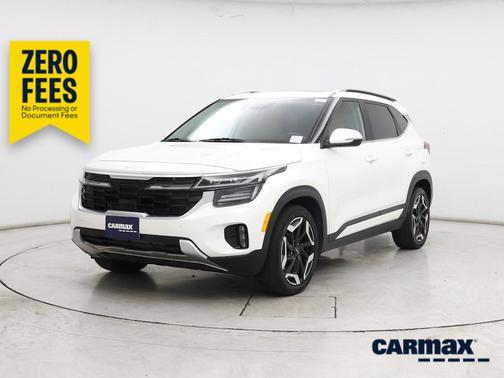 White 2024 Kia Seltos SX