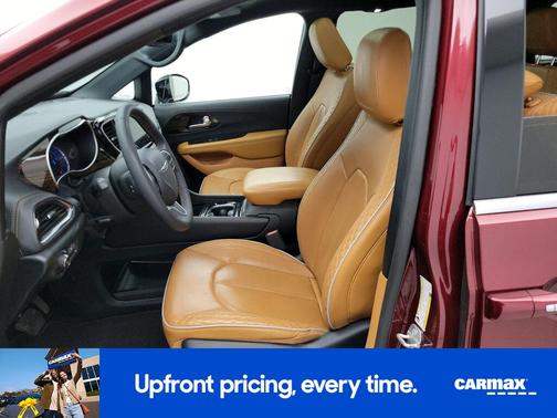 2023 Chrysler Pacifica Hybrid Pinnacle