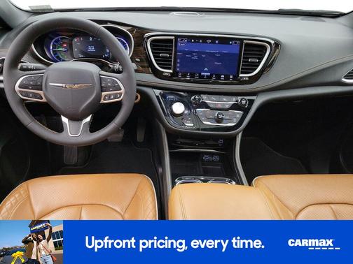 2023 Chrysler Pacifica Hybrid Pinnacle