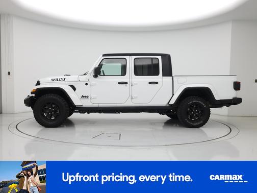 White 2021 Jeep Gladiator Willy's