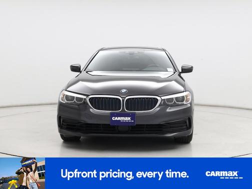 Gray 2019 BMW 530e iPerformance