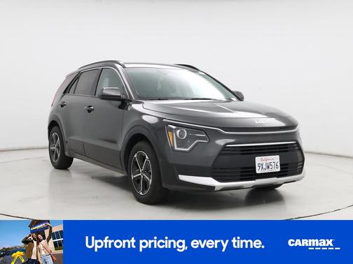 Gray 2025 Kia Niro LX