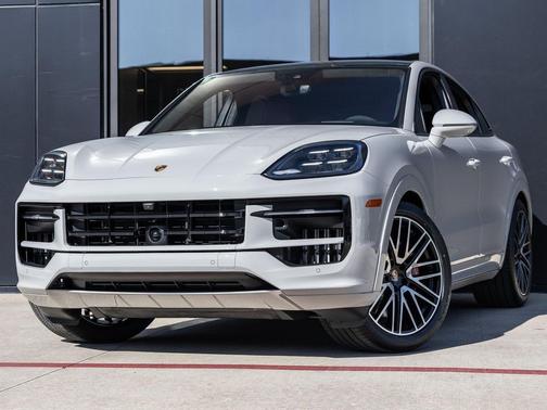 2026 Porsche Cayenne GTS