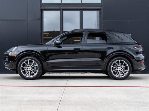 2025 Porsche Cayenne
