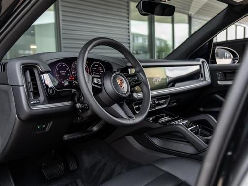 2025 Porsche Cayenne