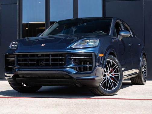 Algarve Blue Metallic 2025 Porsche Cayenne S