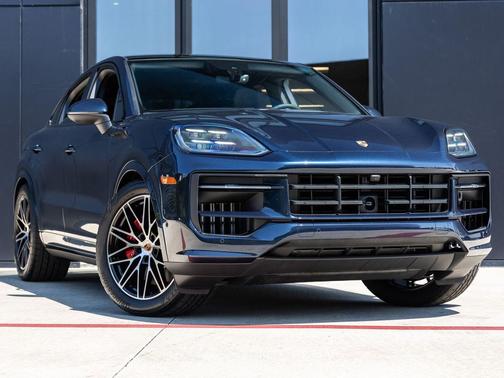 Algarve Blue Metallic 2025 Porsche Cayenne S
