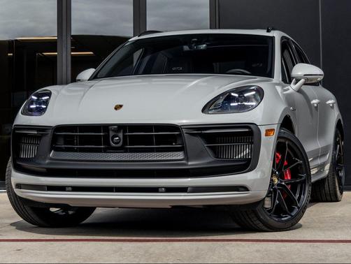 Chalk 2026 Porsche Macan Macan GTS