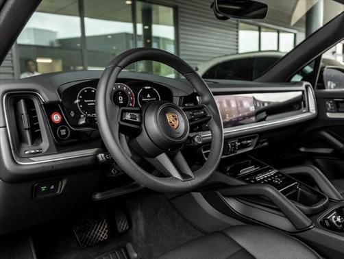 2025 Porsche Cayenne