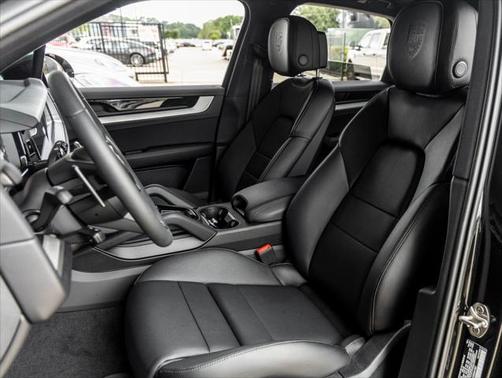 2025 Porsche Cayenne